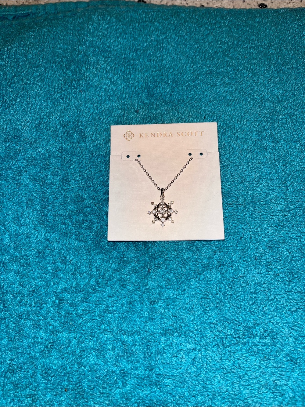 Kendra Scott Silver Snowflake Necklace - Silver